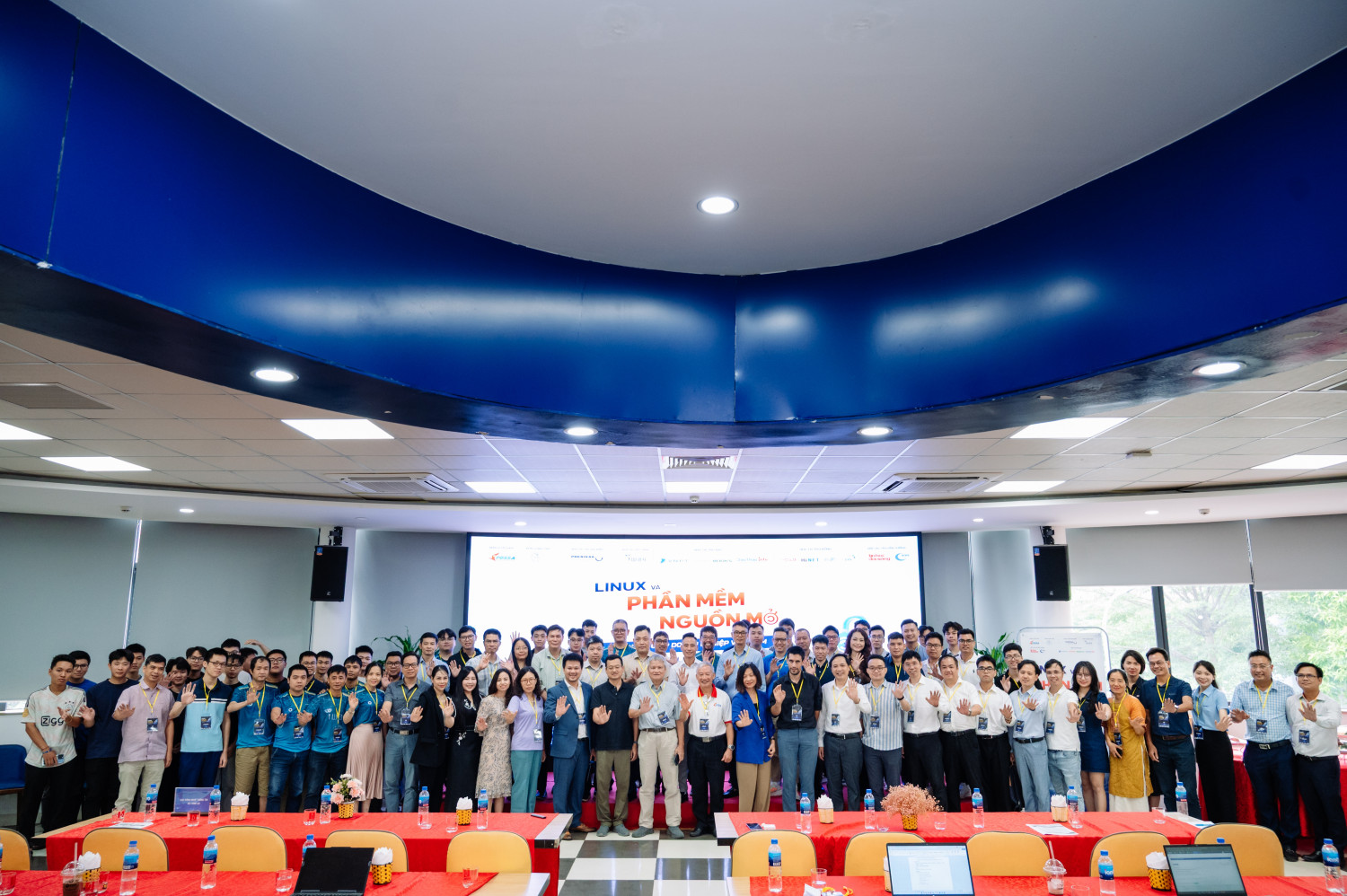 Tổng kết hội thảo lớn nhất năm của VFOSSA 2026: Lời giải toàn diện cho bài toán bản quyền và tự chủ công nghệ mở